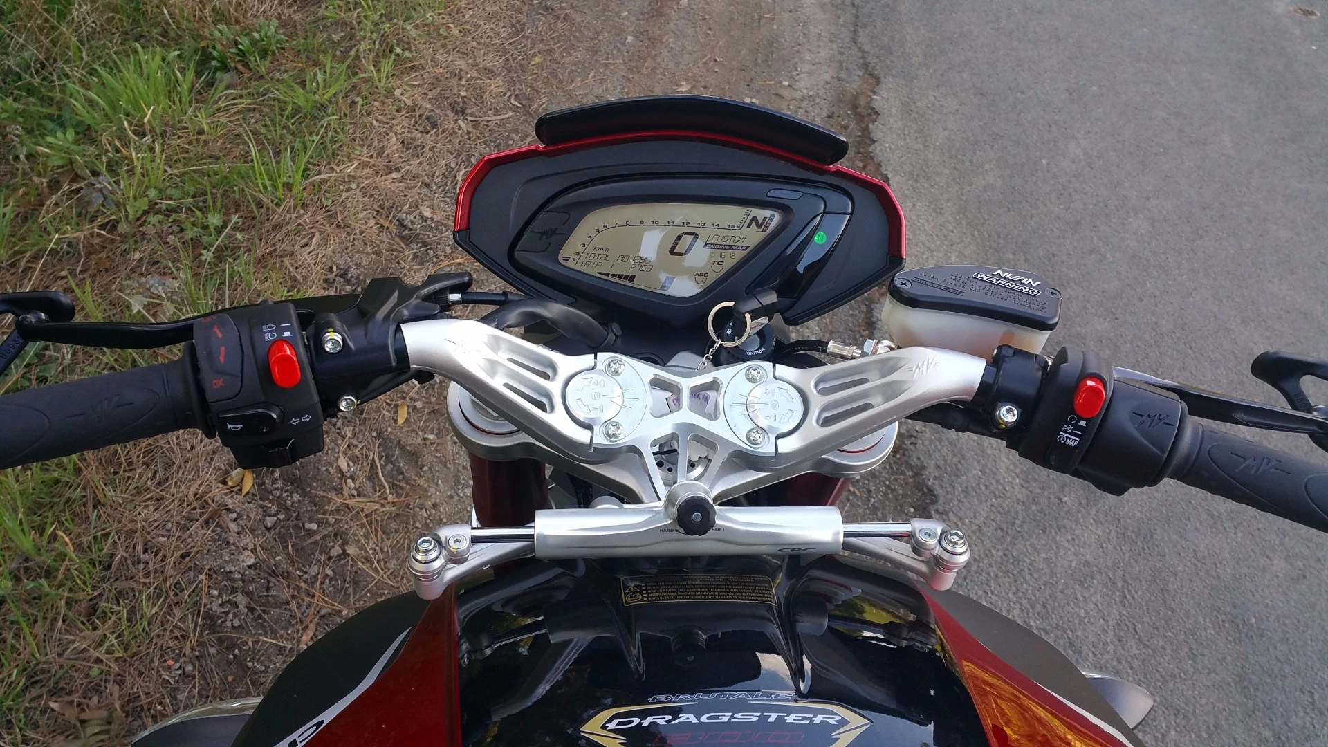 MV Agusta Dragster 800 RR: dash is a slight upgrade to the Dragster 800, but still quite busy