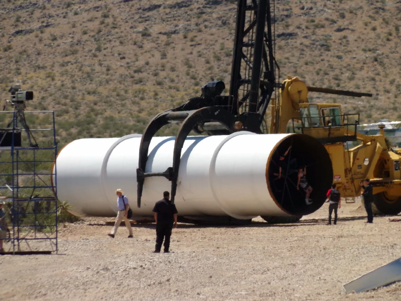 Hyperloop One plans to run its transport pipelines underwater