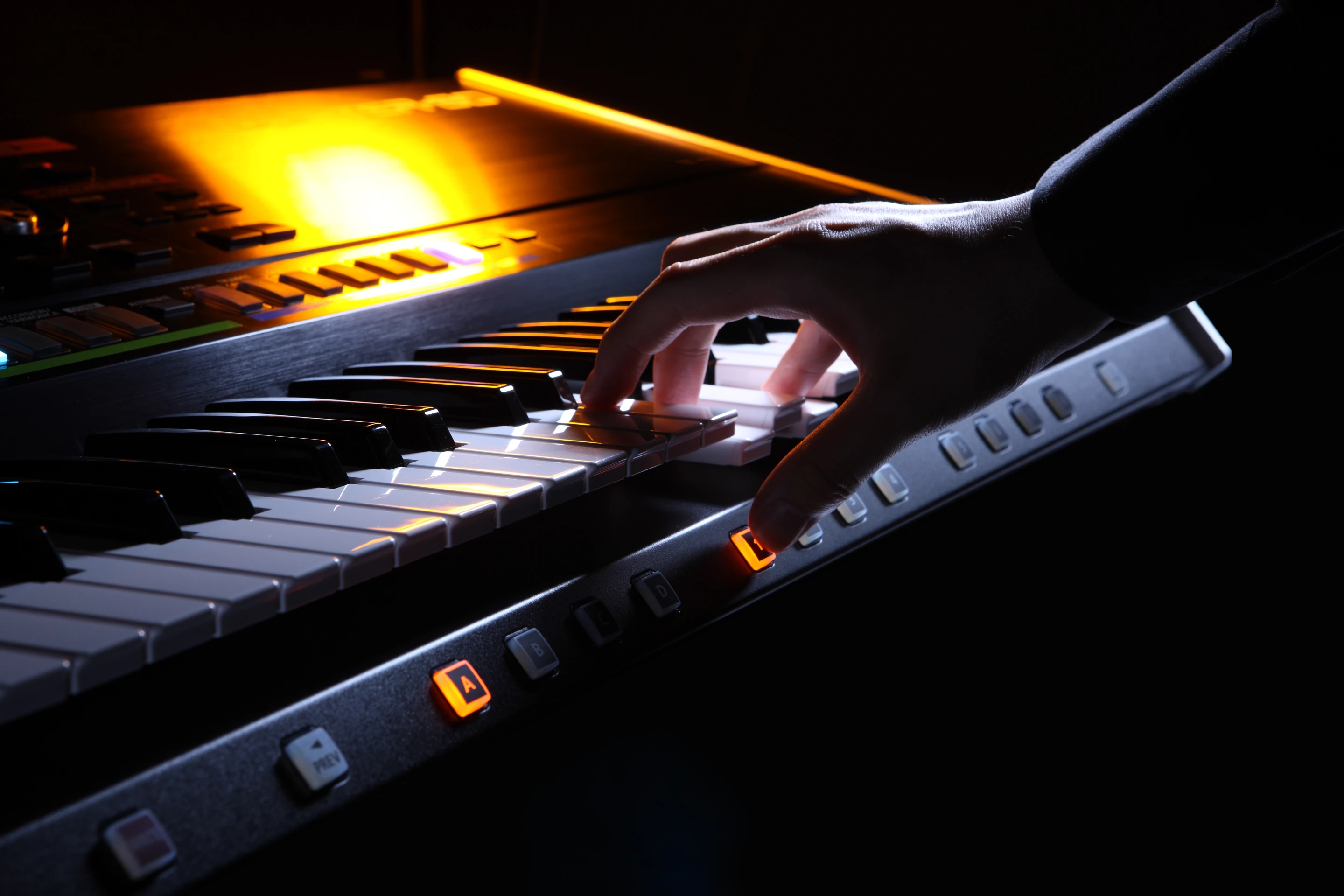 Hundreds of custom settings can be saved for later recall using the Registration buttons on the front rail of the Jupiter-80