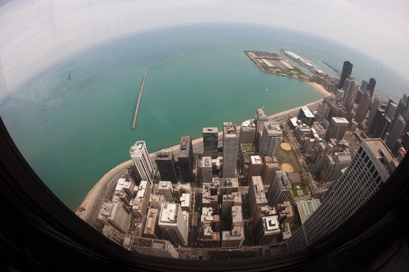 Tilt overlooks Chicago's Magnificent Mile and Lake Michigan