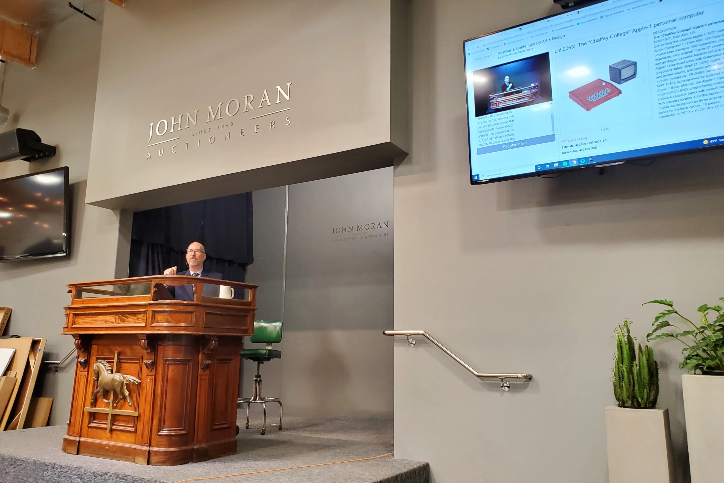 The "Chaffey College" Apple-1 computer sells at John Moran Auctioneers on 10 November 2021