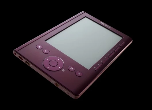 The Pocket Edition is avilable in Rose, blue and silver
