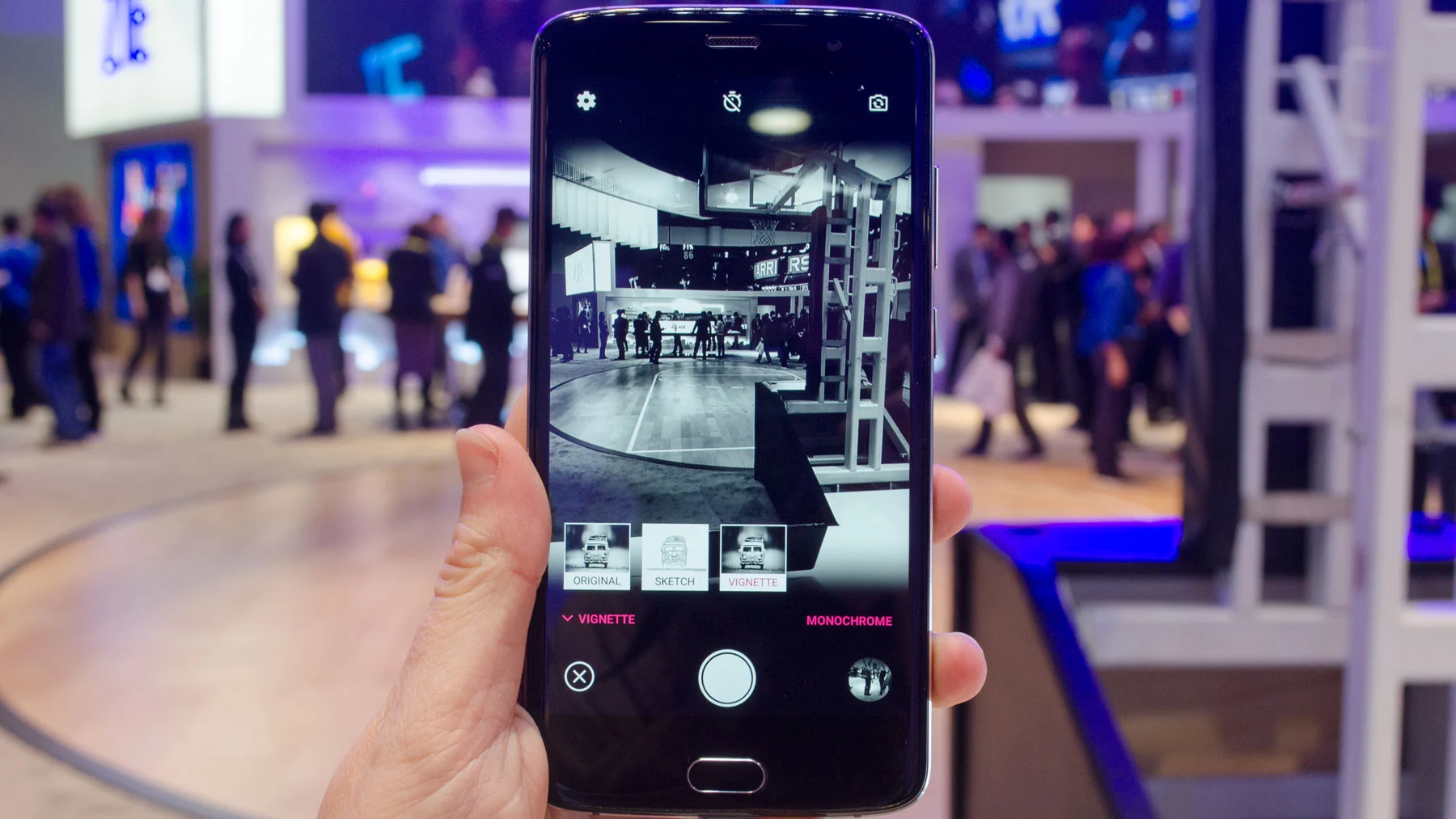 New Atlas goes hand-on with the ZTE Blade V8 Pro at CES 2017