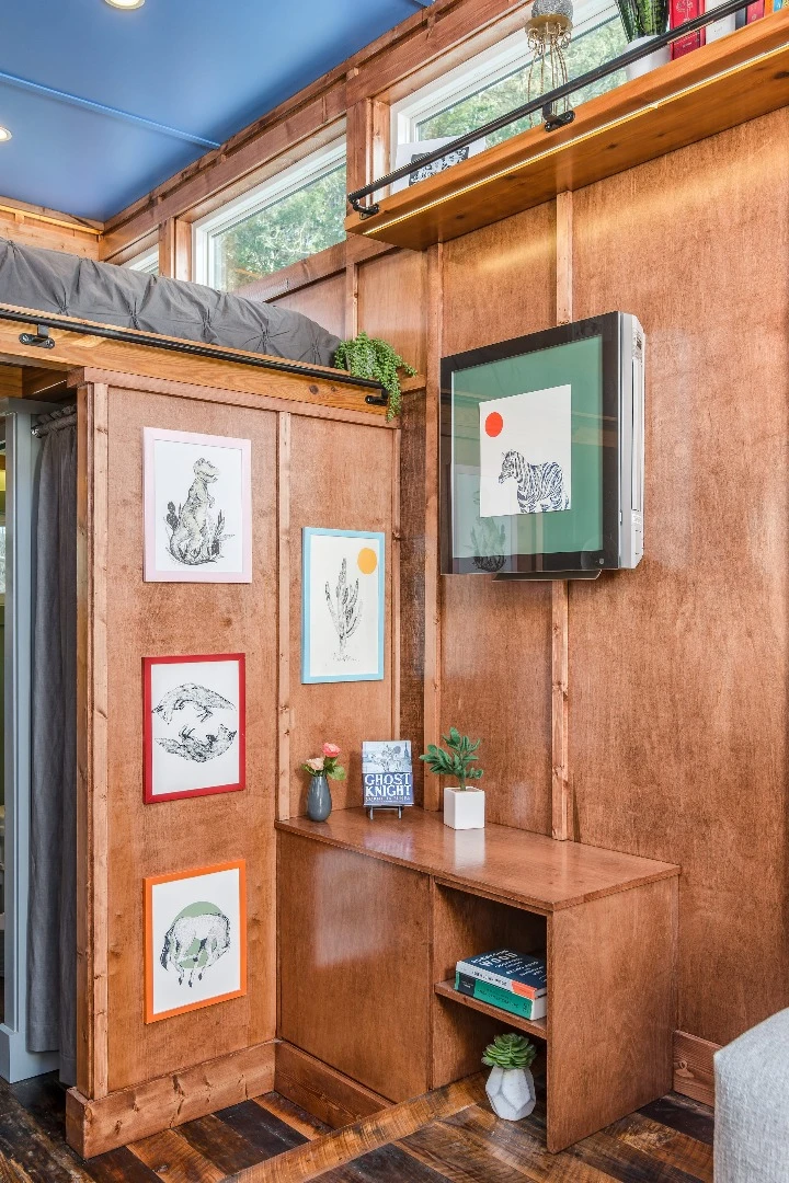 When children’s author Cornelia Funke approached David Latimer to build her a new writing studio and guesthouse, it would require a little departure from his previous work as lead designer of Tennessee’s New Frontier Tiny Homes