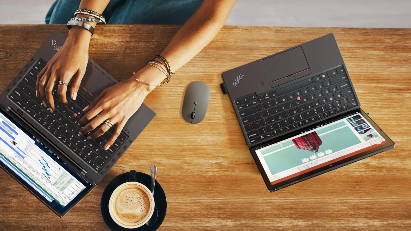 The Go mouse can pair with up to three devices over Bluetooth, with a user able to cycle between them via a button up top