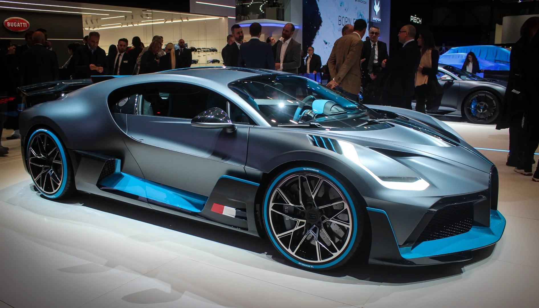 For those that can't quite fathom the La Voiture Noire's €16.7 million price tag, there's the next stop down the Bugatti line: the €5 million Divo