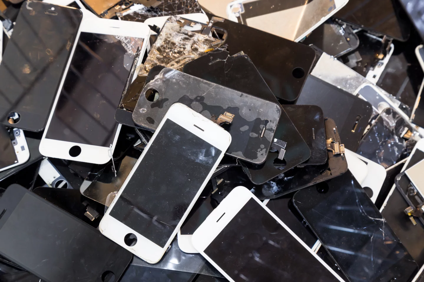 Phone cluster computing puts old phones to good use