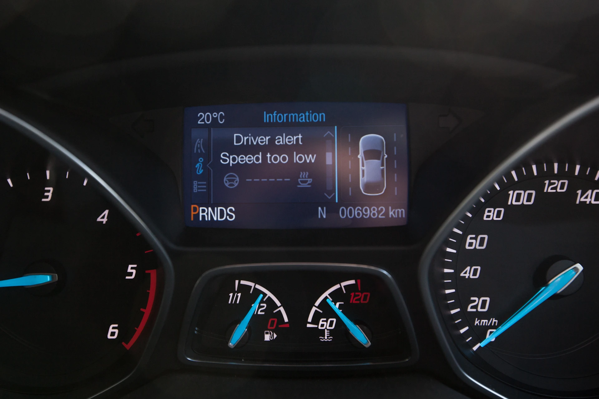Ford Kuga: Driver Alert display (Photo: Noel McKeegan/Gizmag.com)