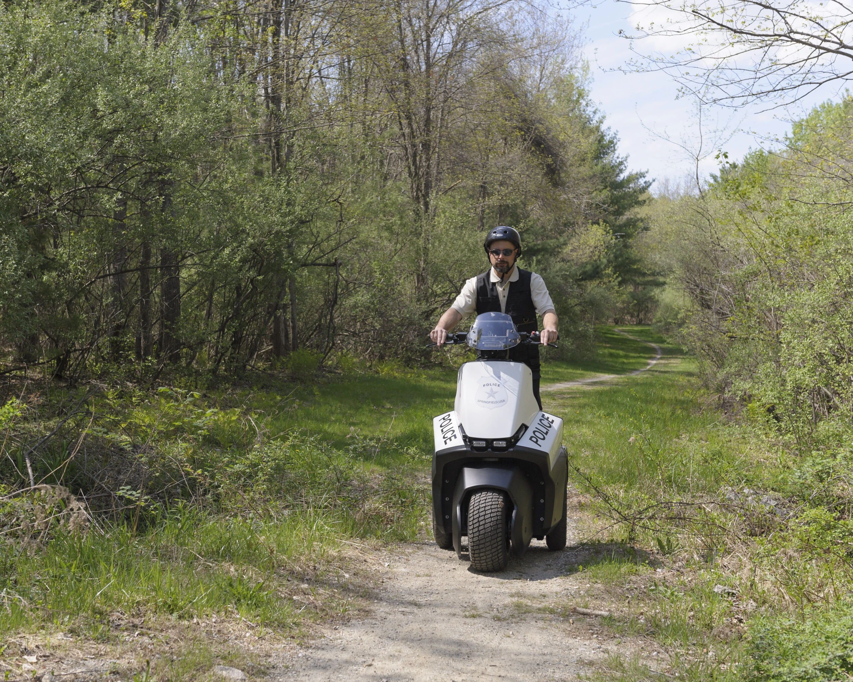 The SE-3 includes safety features such as anti-rollover technology to help keep things on the up